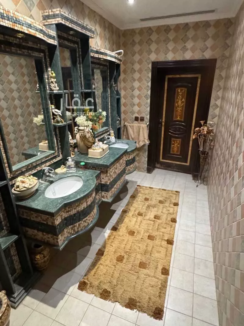 فيلا 5 غرف في الورود 5