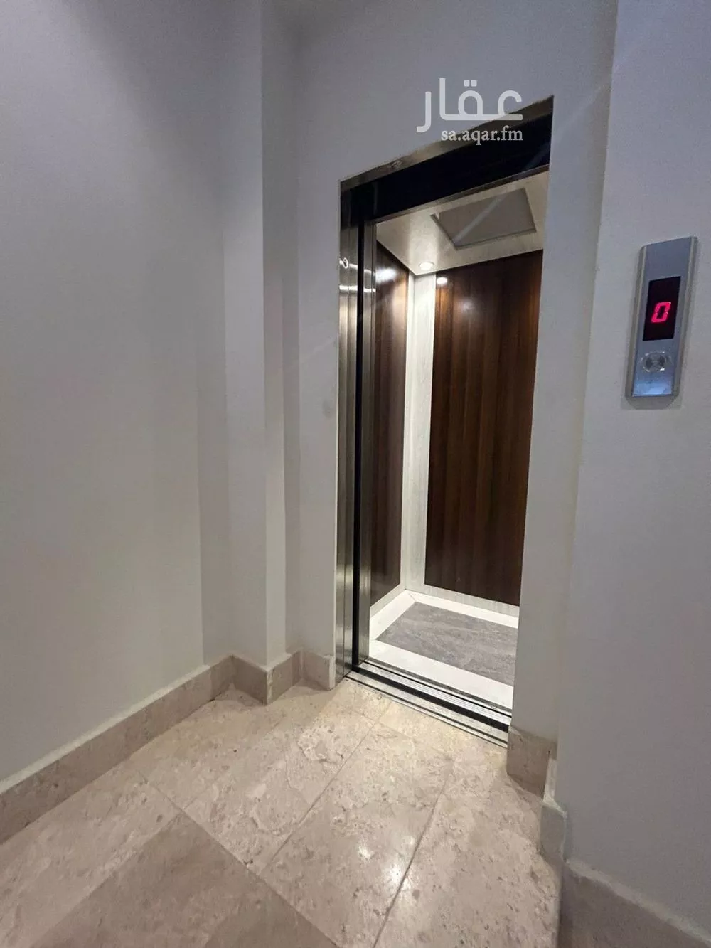 فيلا 5 غرف في العارض 4