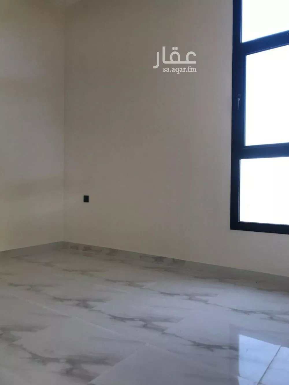 شقة 4 غرف في الزهرة 4