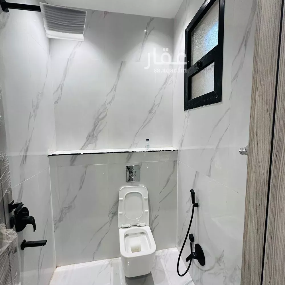 9 bedroom villa in Dhahrat Namar, Riyadh 24