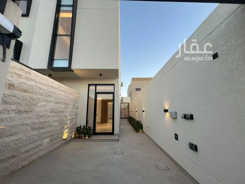 دور 5 غرف في العارض 2