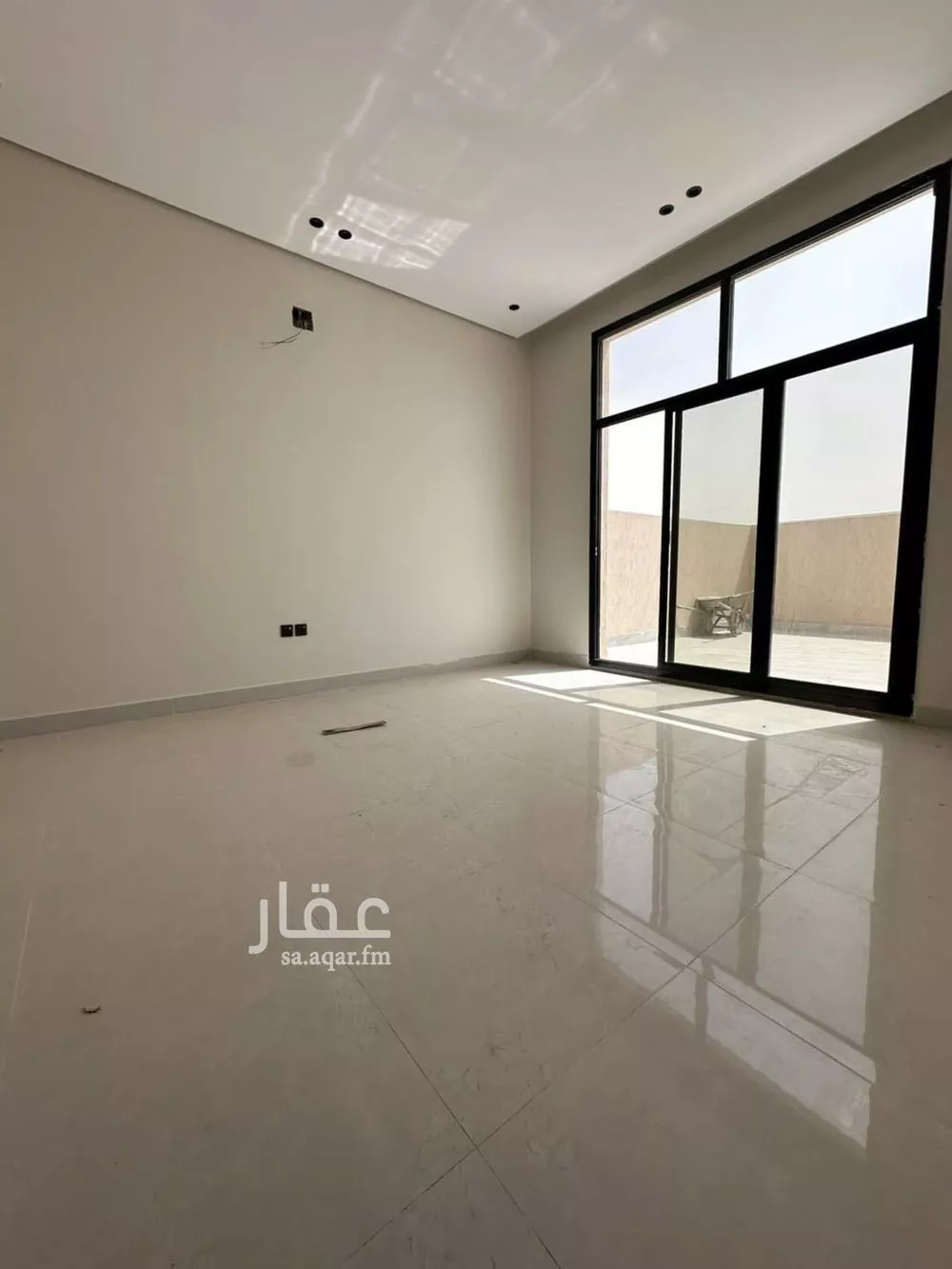 4 bedroom floor in King Faisal 1