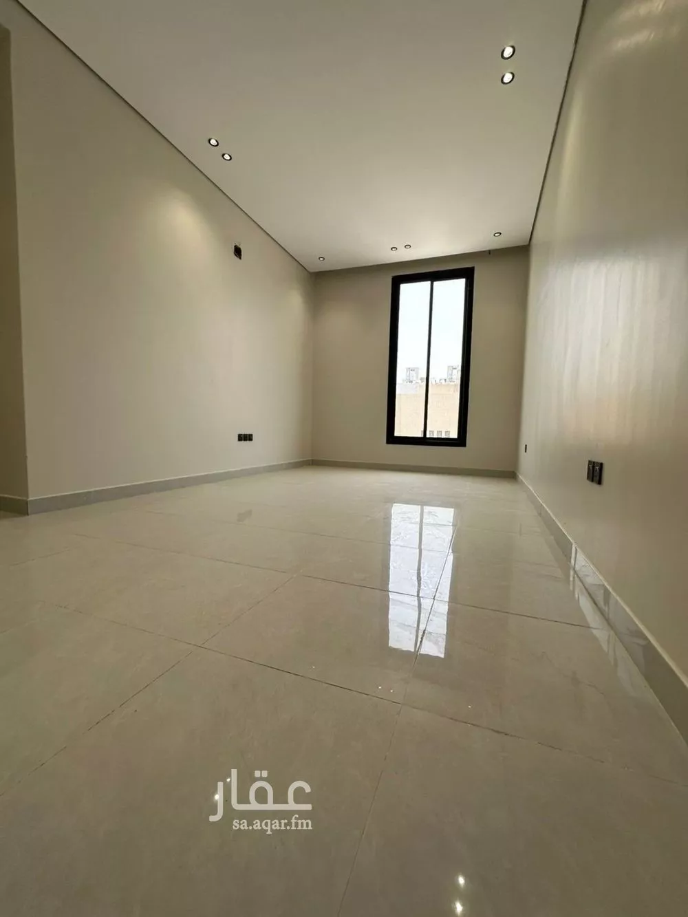 4 bedroom floor in King Faisal 3