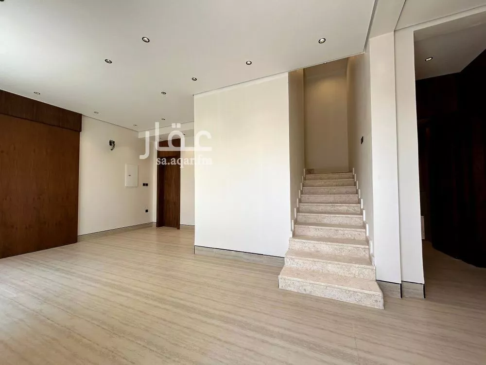 فيلا 6 غرف في المهدية 3