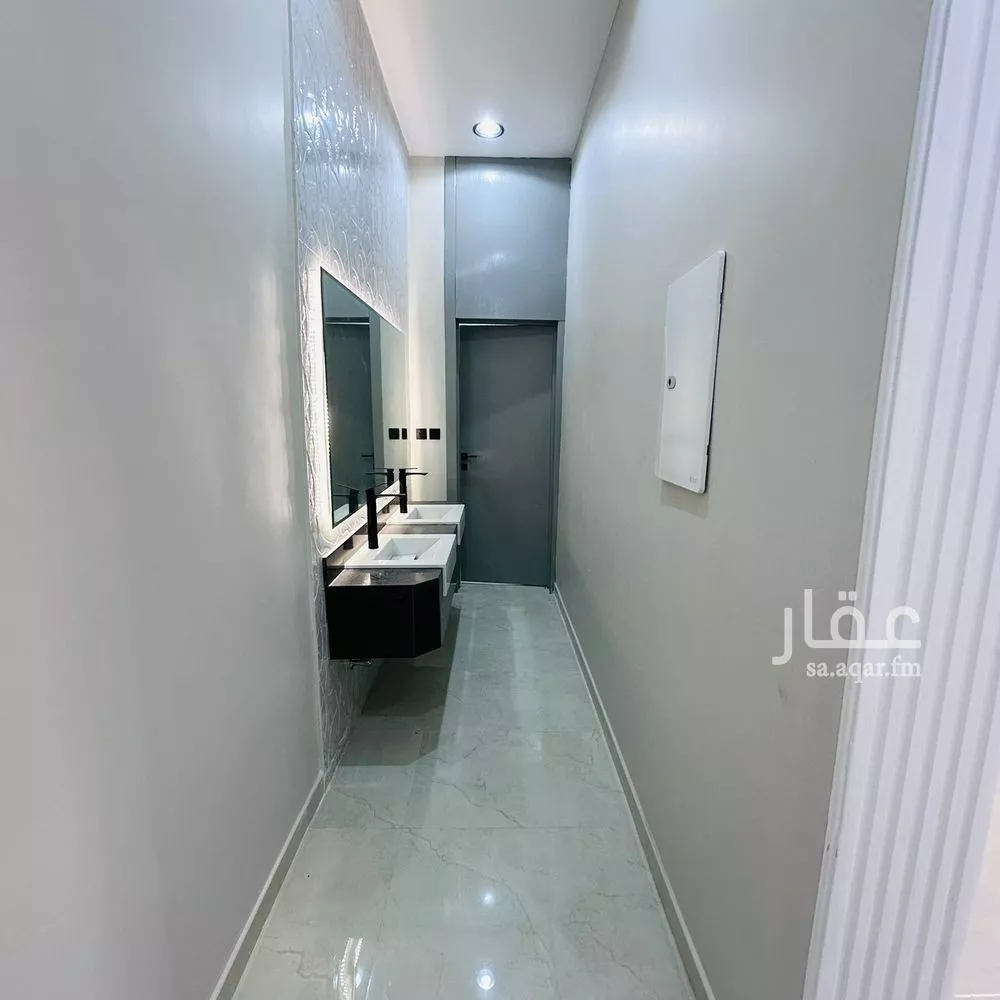 4 bedroom floor in Tuwaiq 5
