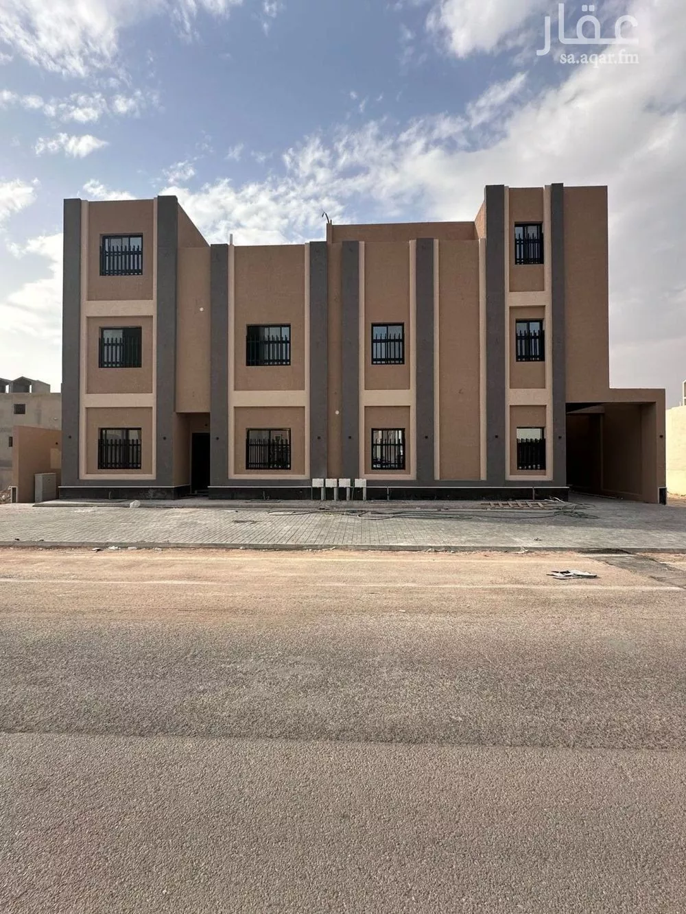 فيلا 5 غرف في ظهرة لبن 1