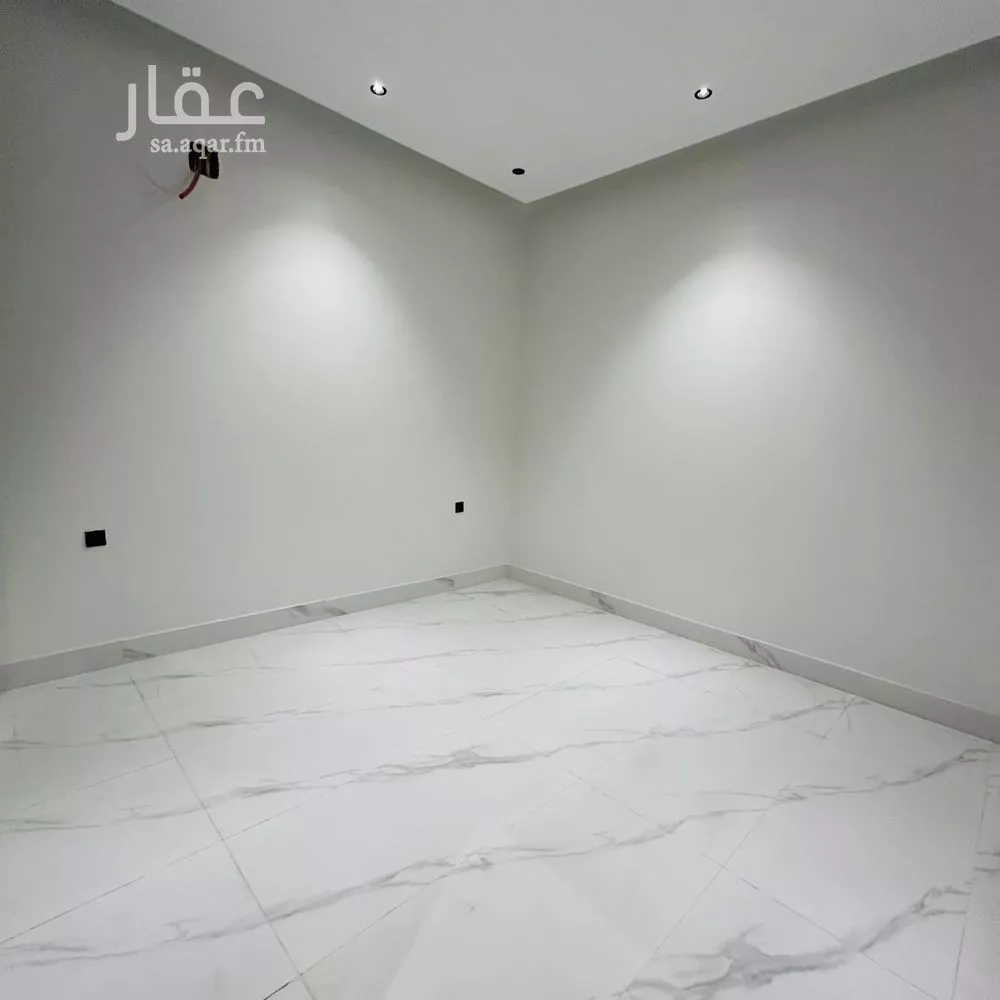 9 bedroom villa in Dhahrat Namar, Riyadh 15