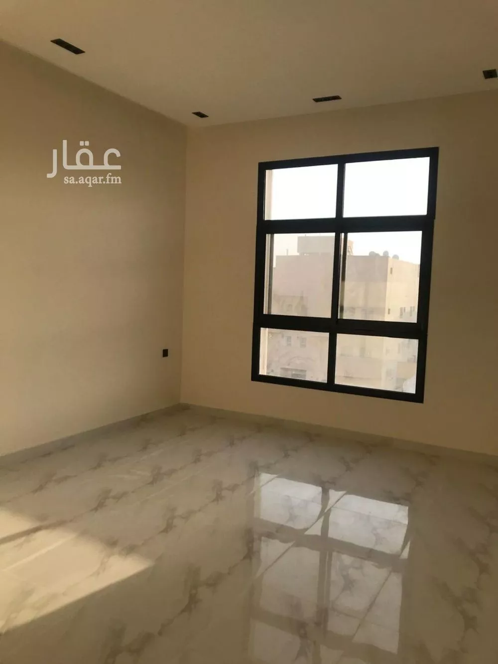 شقة 4 غرف في الزهرة 2