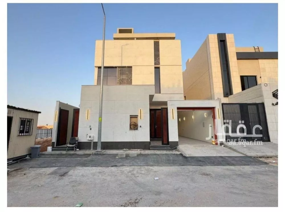 فيلا 4 غرف في الرمال