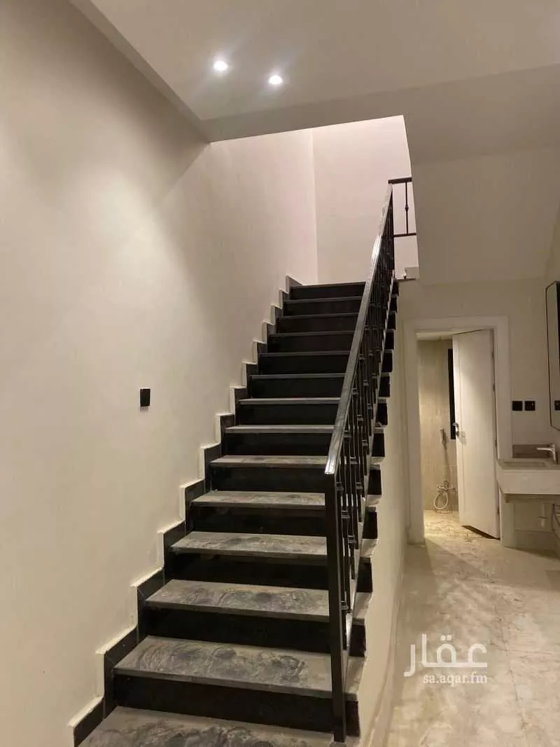 7 bedroom villa in Dahiat King Fahd, Eastern Province 8