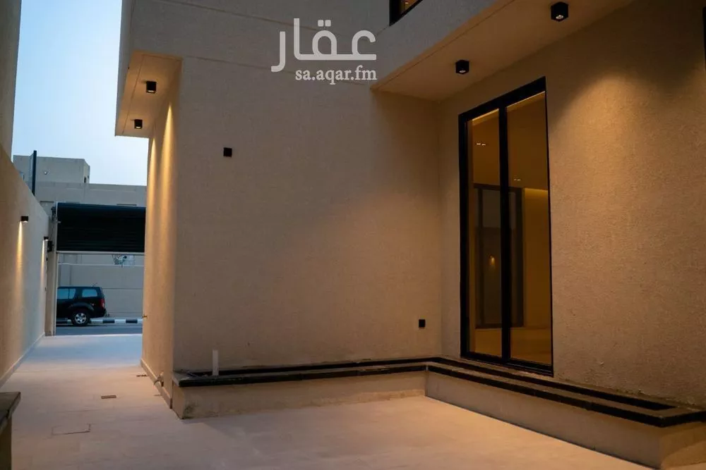 6 bedroom villa in Al Amal 5