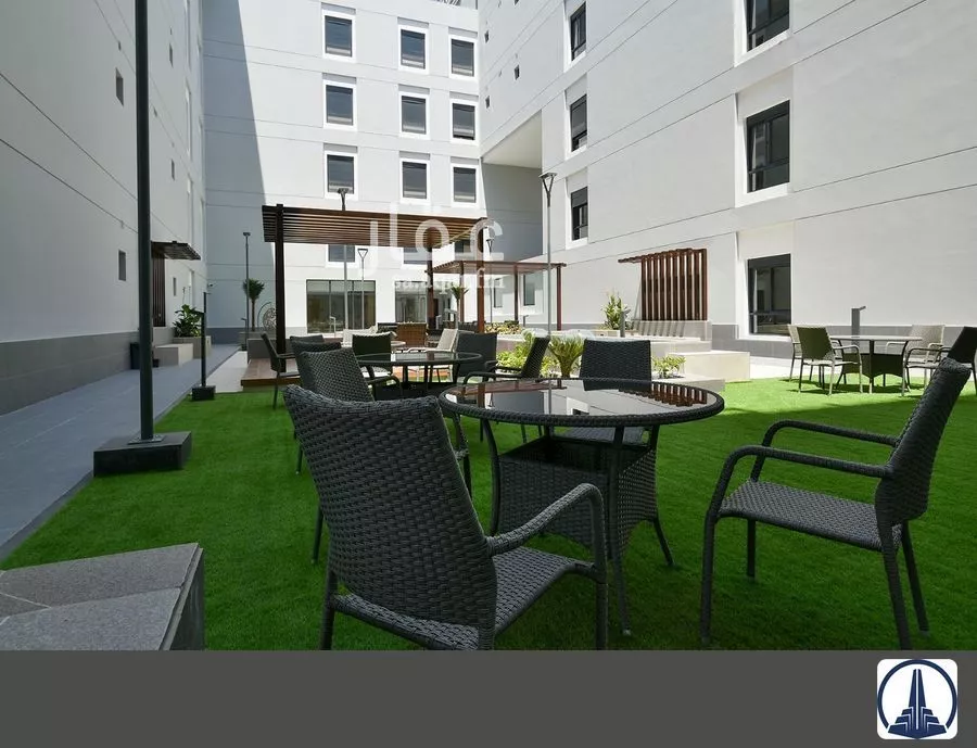 شقة 2 غرف في الحمراء 1