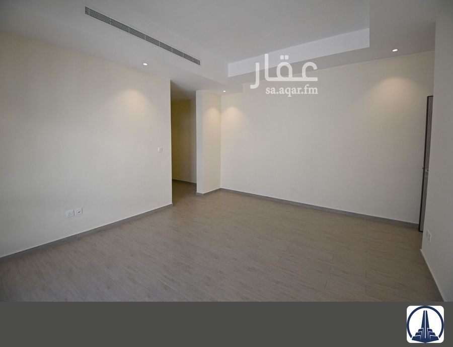 2 bedroom apartment in Al Hamra, Jeddah 17