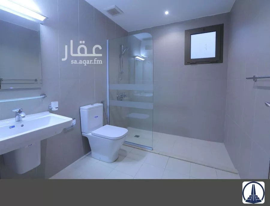3 bedroom apartment in Al Shati, Jeddah 15