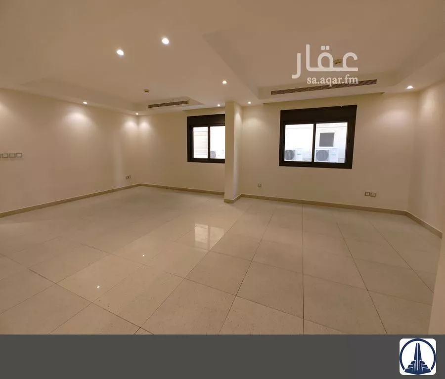 شقة 4 غرف في الشاطئ 2