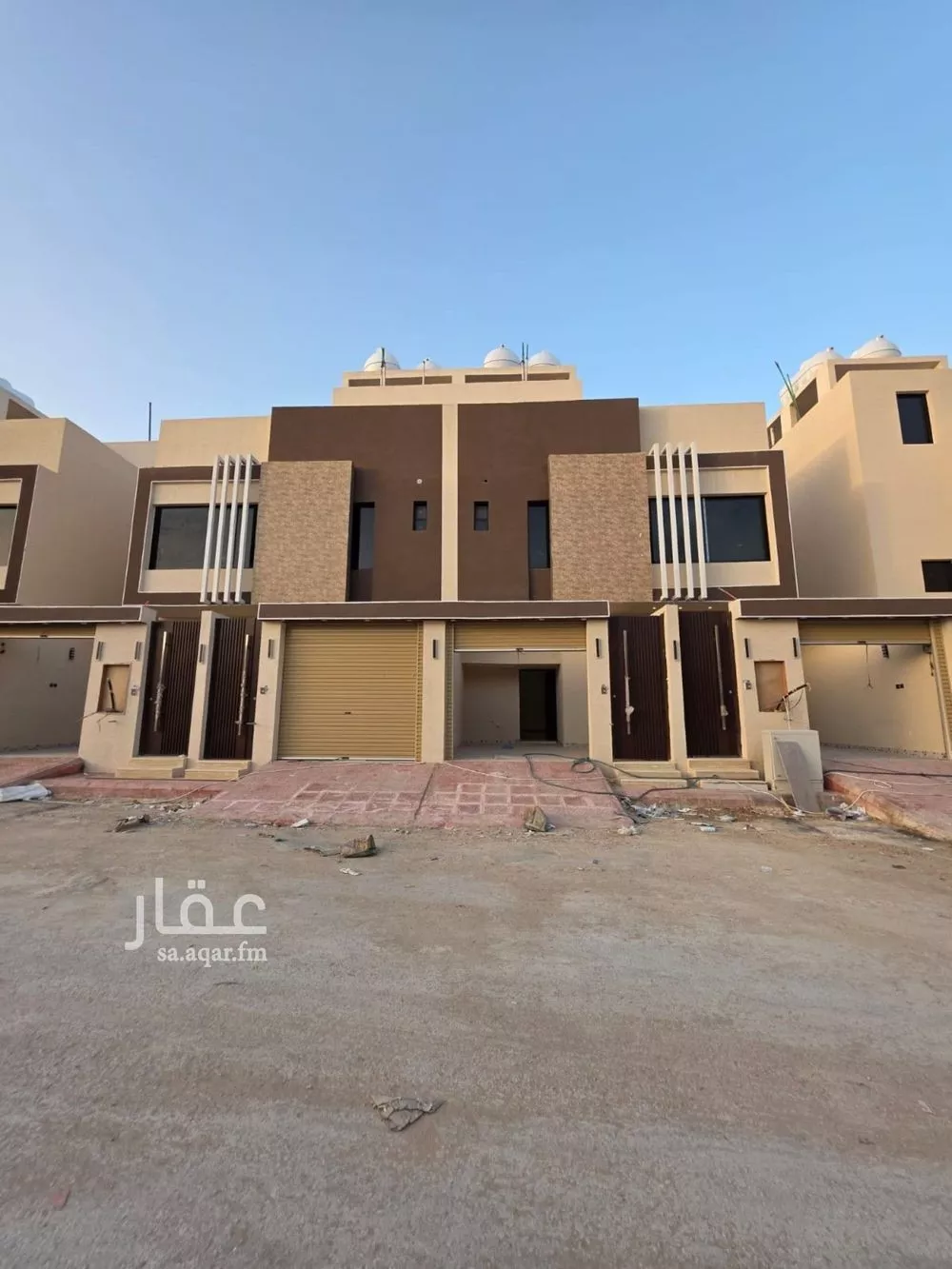 فيلا 5 غرف في بدر 4