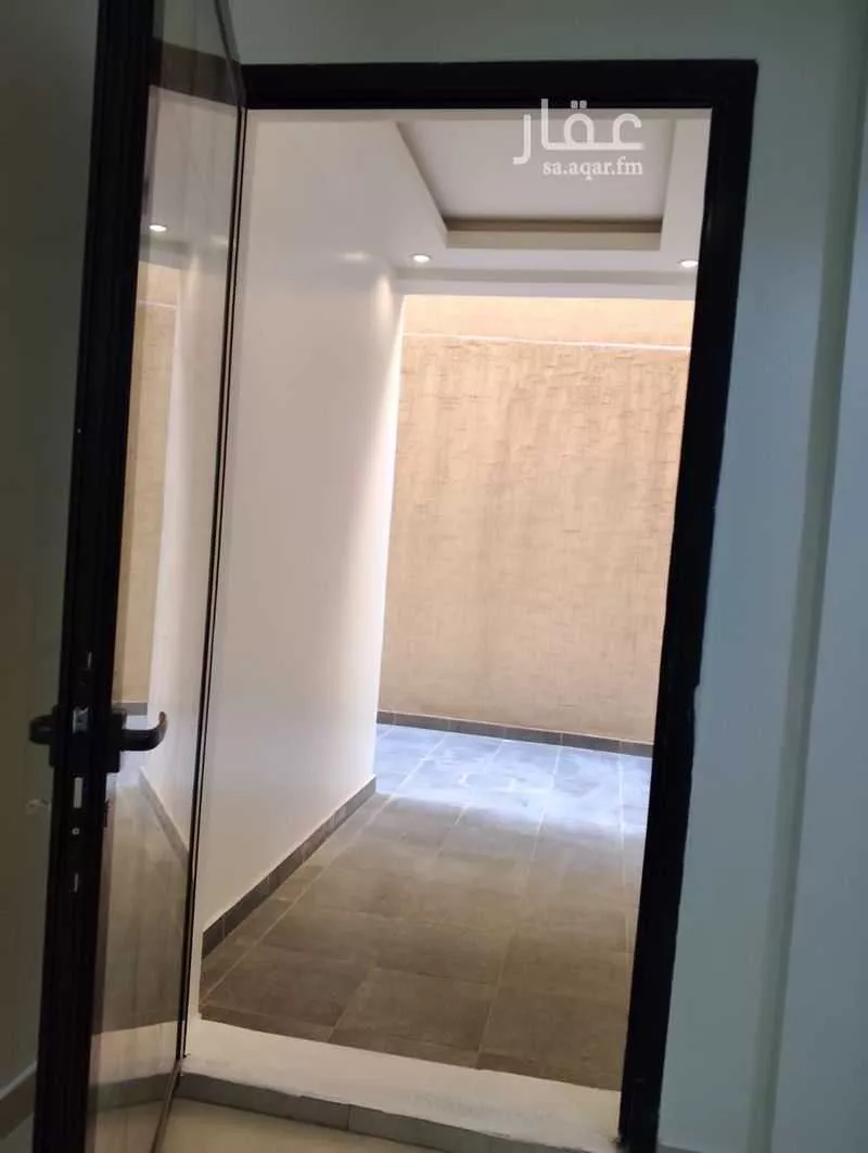 شقة 4 غرف في العارض 3