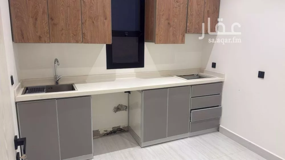 شقة 3 غرف في العارض 1