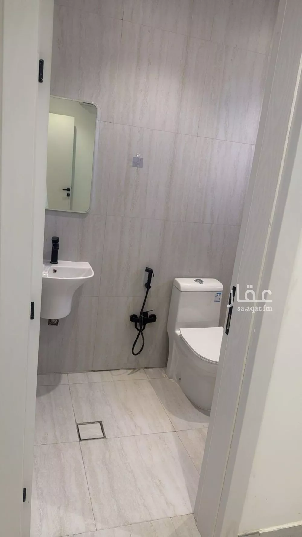 شقة 3 غرف في العارض 4