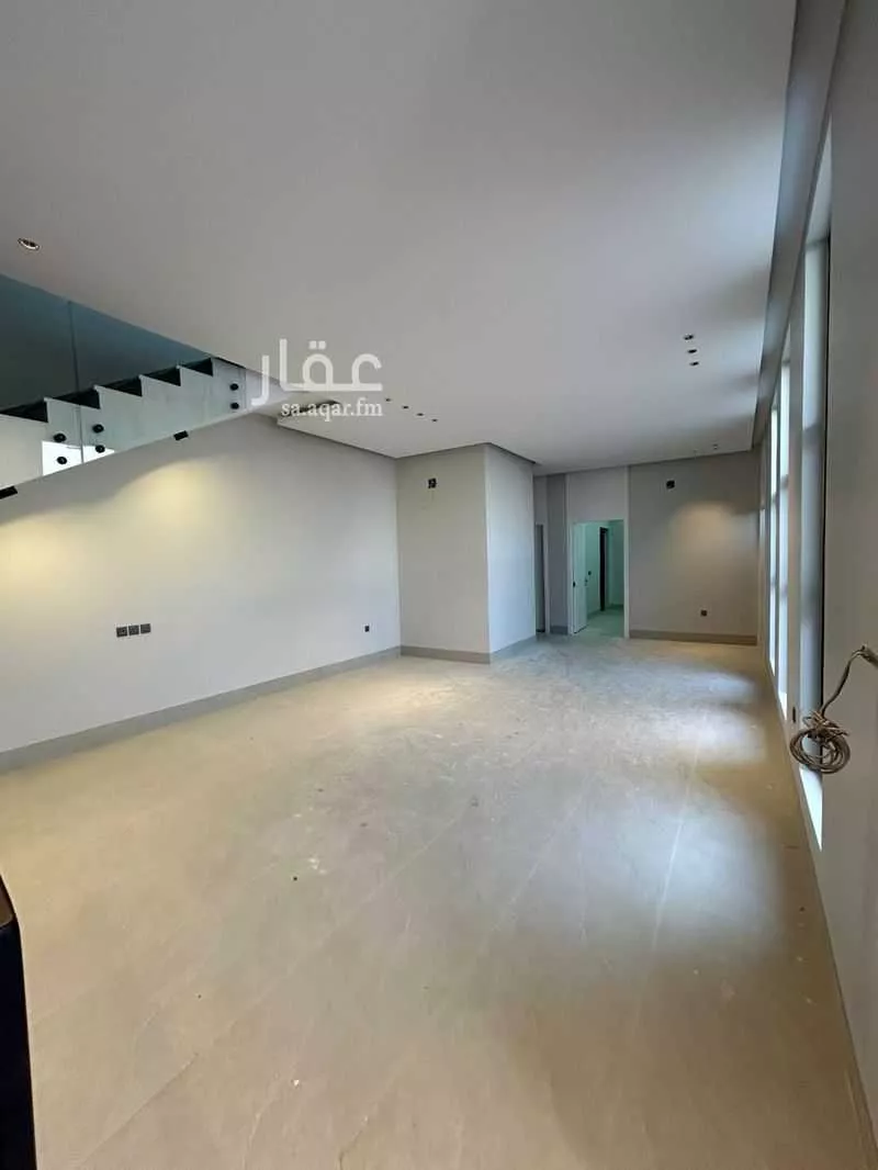 فيلا 7 غرف في المهدية 5