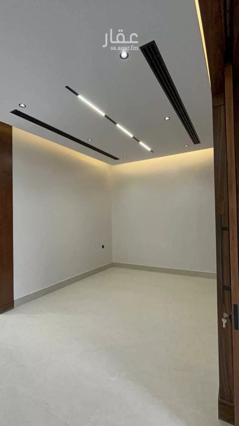 فيلا 6 غرف في النرجس 4