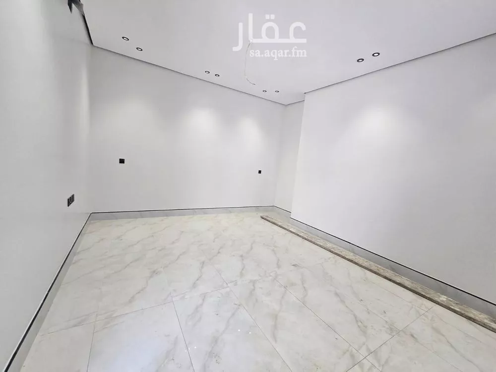 4 bedroom apartment in Dahiat King Fahd, Eastern Province 6