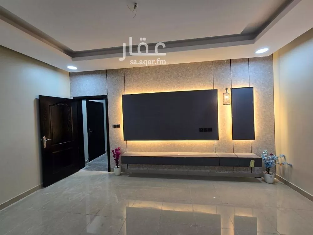 شقة 5 غرف في الشعلة 3