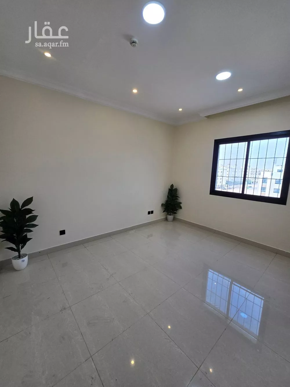 شقة 4 غرف في الحمرا 4