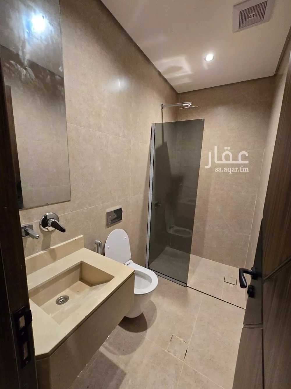 4 bedroom apartment in Al Hamra, Eastern Province 15