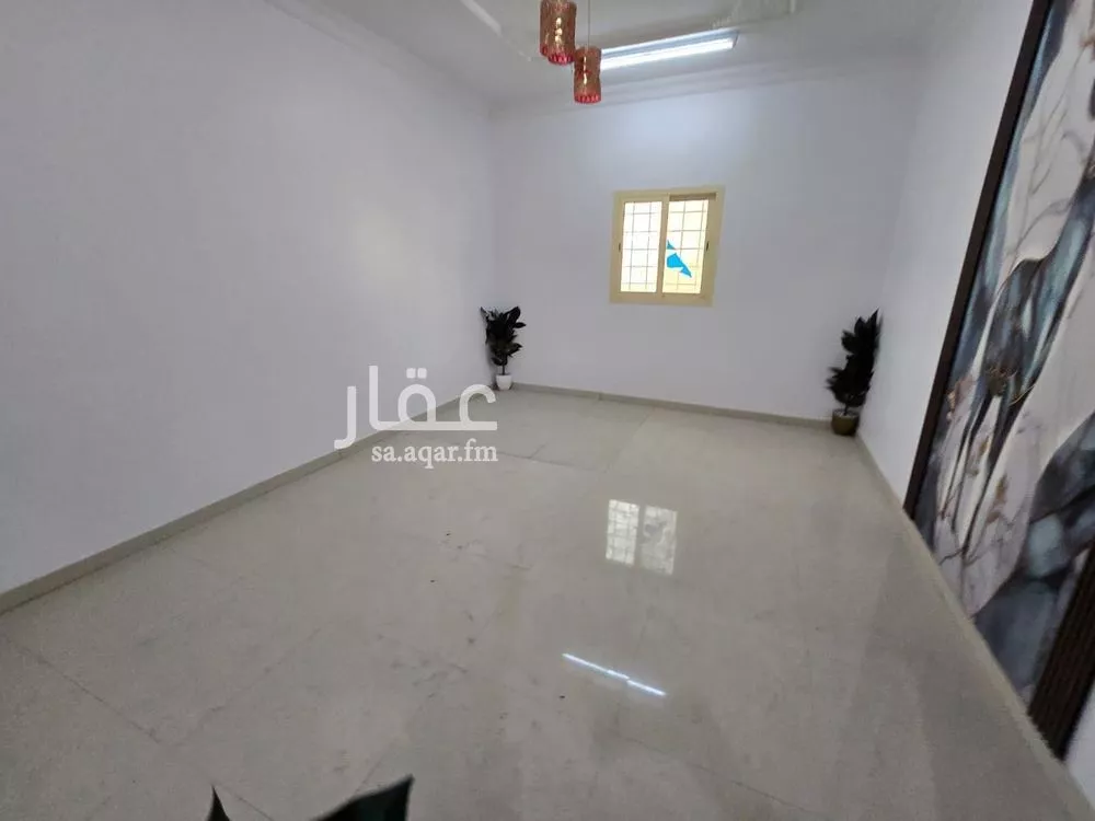 8 bedroom villa in Dahiat King Fahd 5