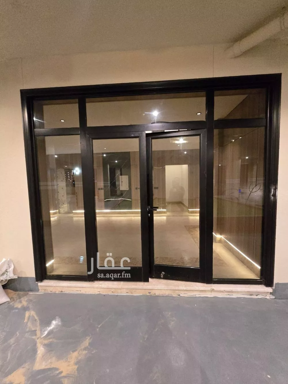 شقة 4 غرف في الحمرا 5