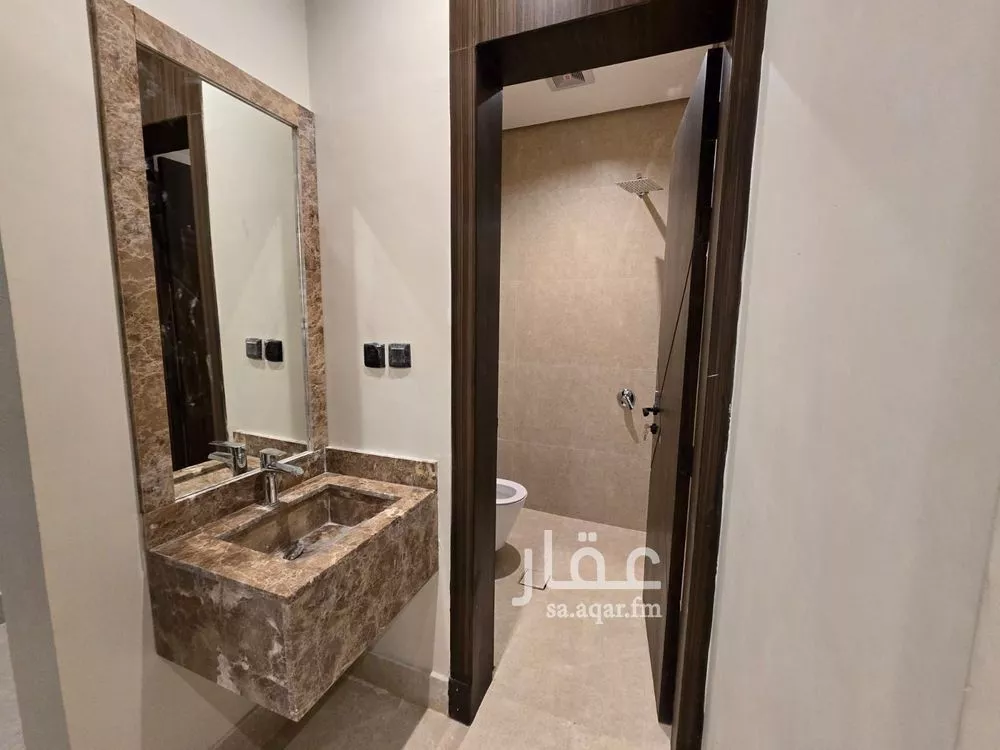 شقة 5 غرف في طيبة 2