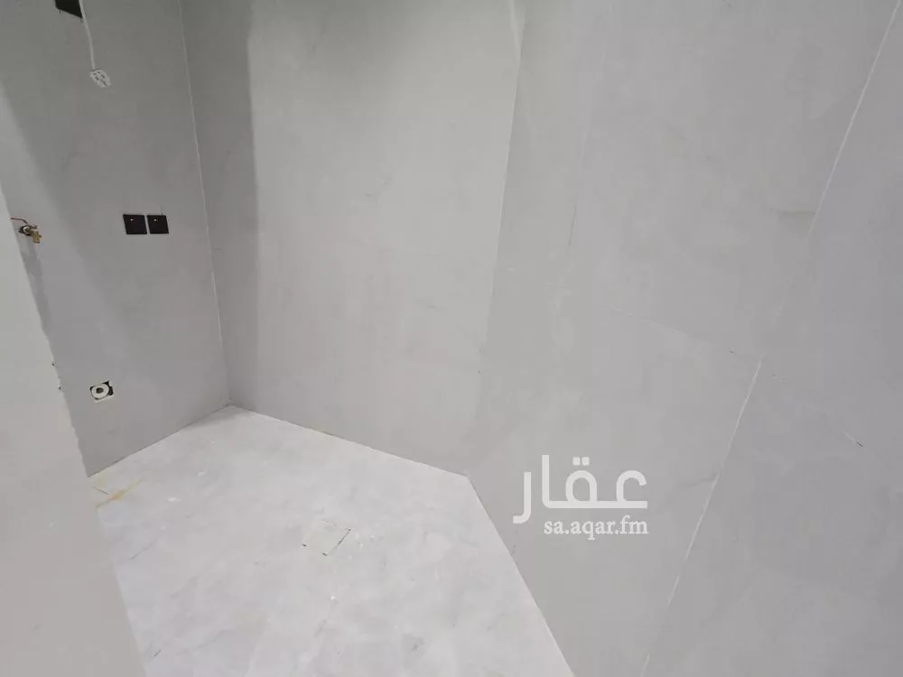 4 bedroom apartment in Dahiat King Fahd, Eastern Province 15