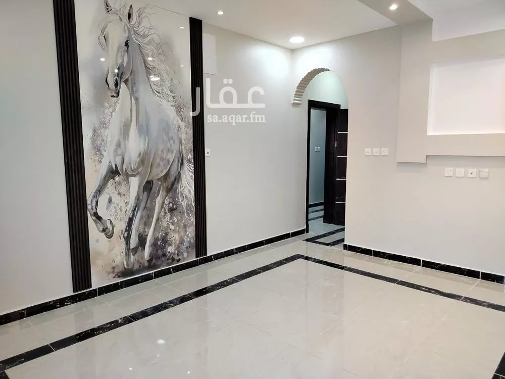 5 bedroom apartment in Dahiat King Fahd 1