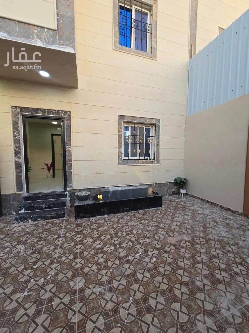6 bedroom villa in Dahiat King Fahd 5
