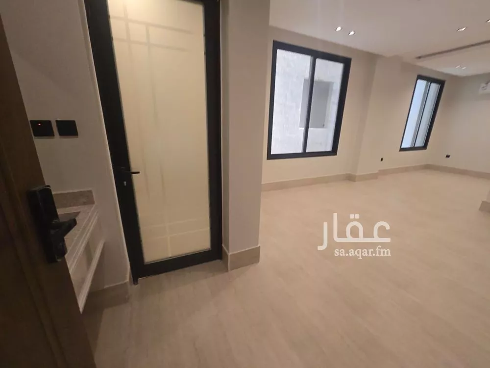 شقة 4 غرف في الشعلة، الدمام 7