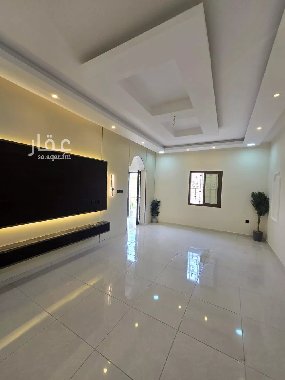 9 bedroom villa in Dahiat King Fahd, Eastern Province 5