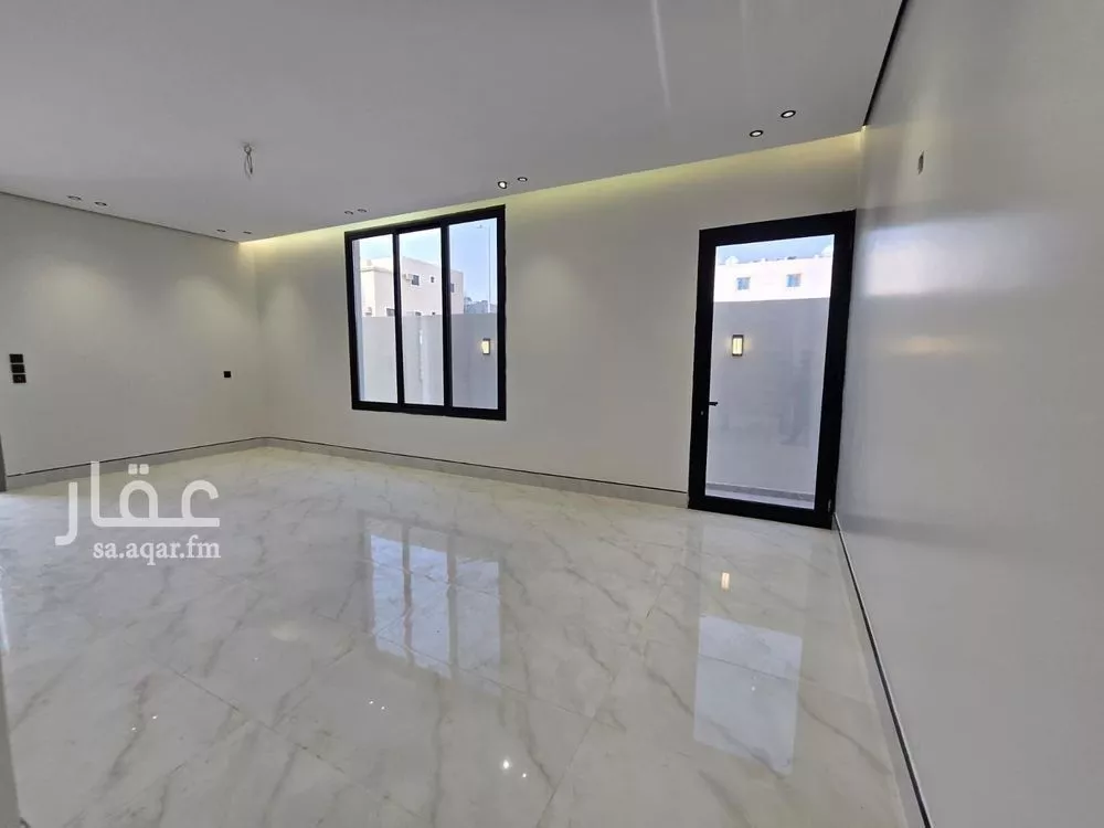 4 bedroom apartment in Dahiat King Fahd, Eastern Province 12
