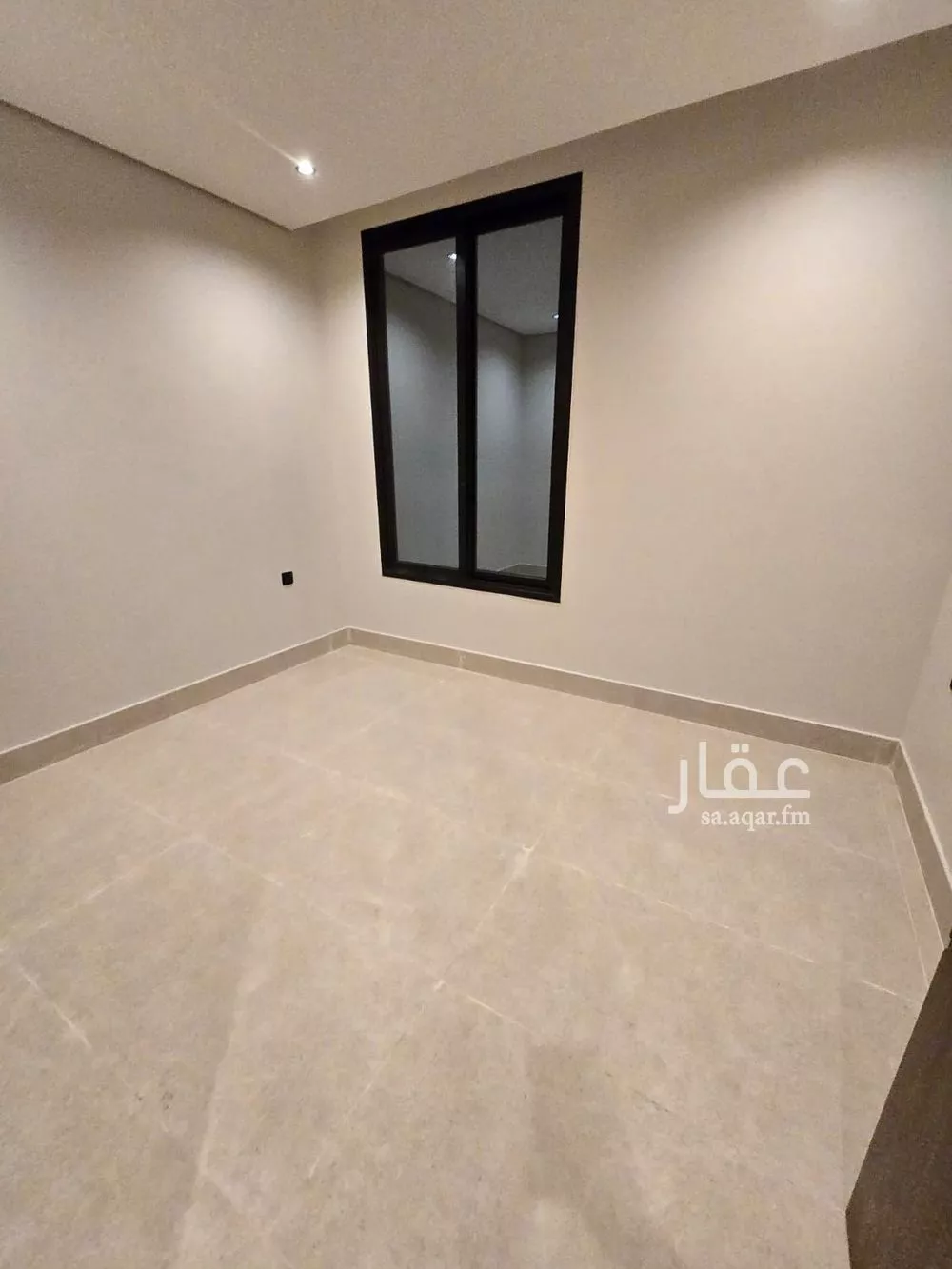 4 bedroom apartment in Al Hamra, Eastern Province 10