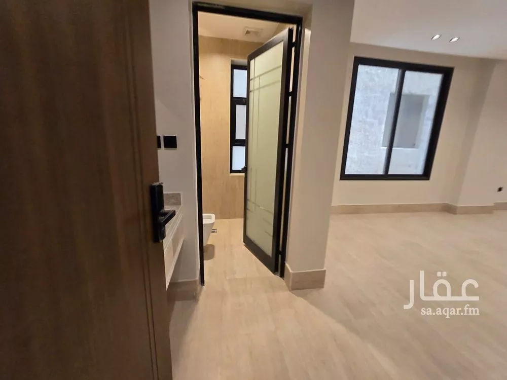 شقة 4 غرف في الشعلة، الدمام 8