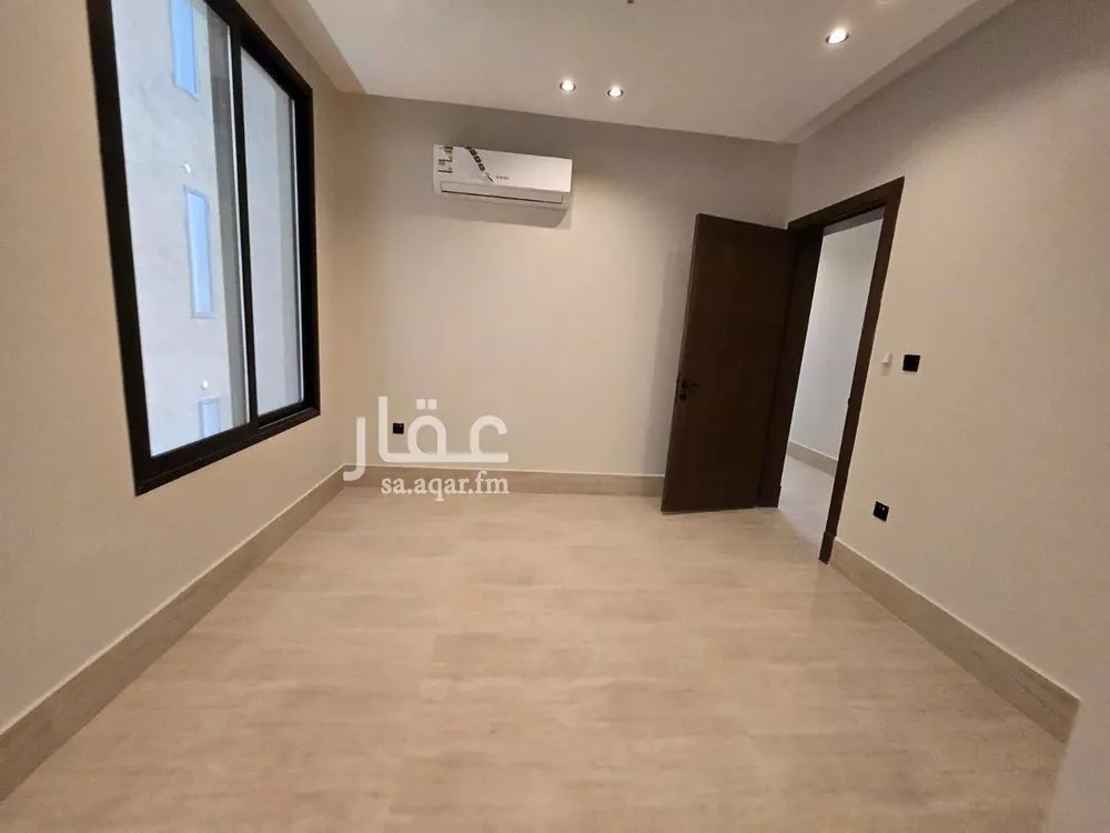 شقة 4 غرف في الشعلة، الدمام 12