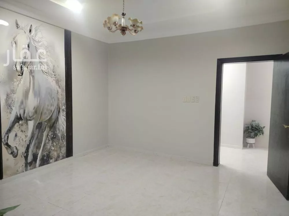 شقة 5 غرف في النور 4