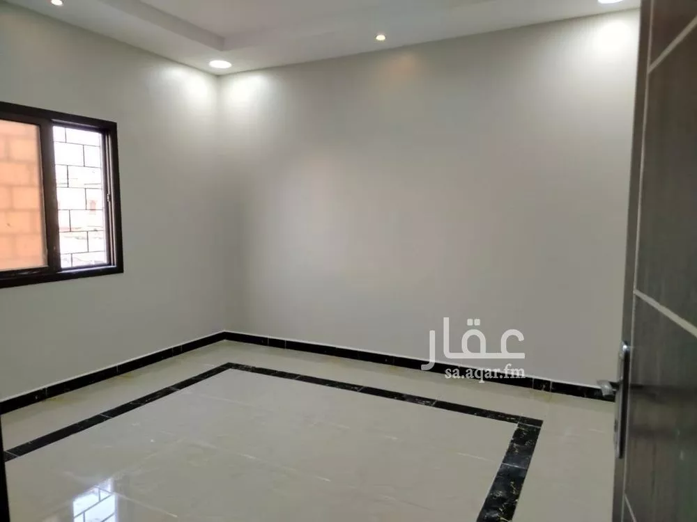 5 bedroom apartment in Dahiat King Fahd 4