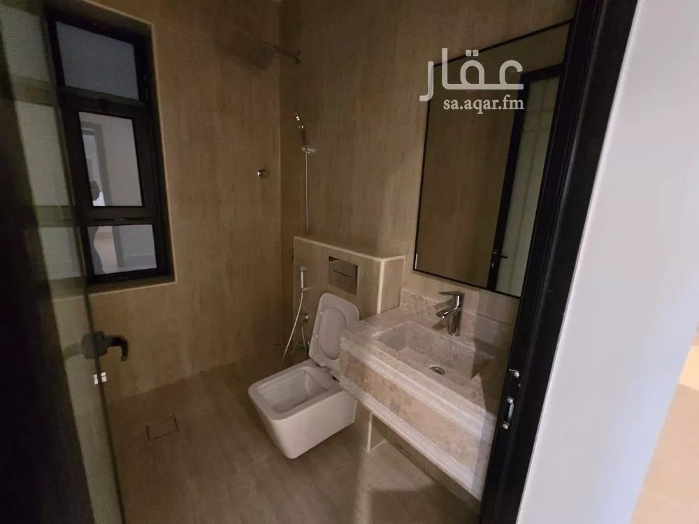 شقة 4 غرف في الشعلة، الدمام 9