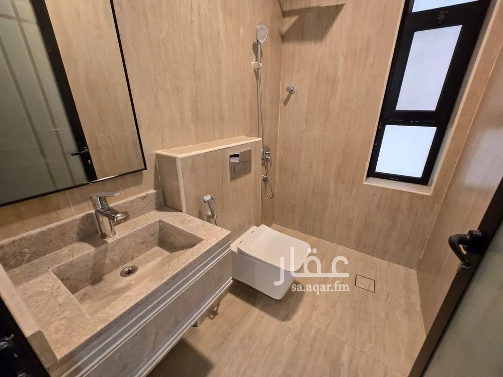 شقة 4 غرف في الشعلة، الدمام 17