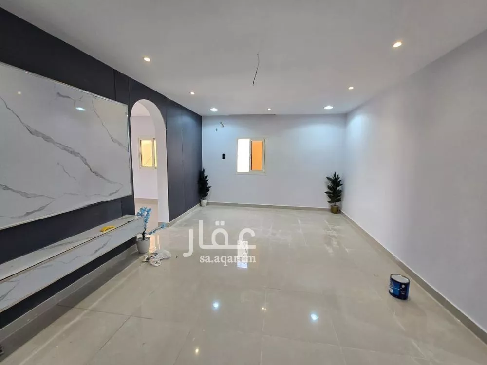 شقة 5 غرف في النور 1