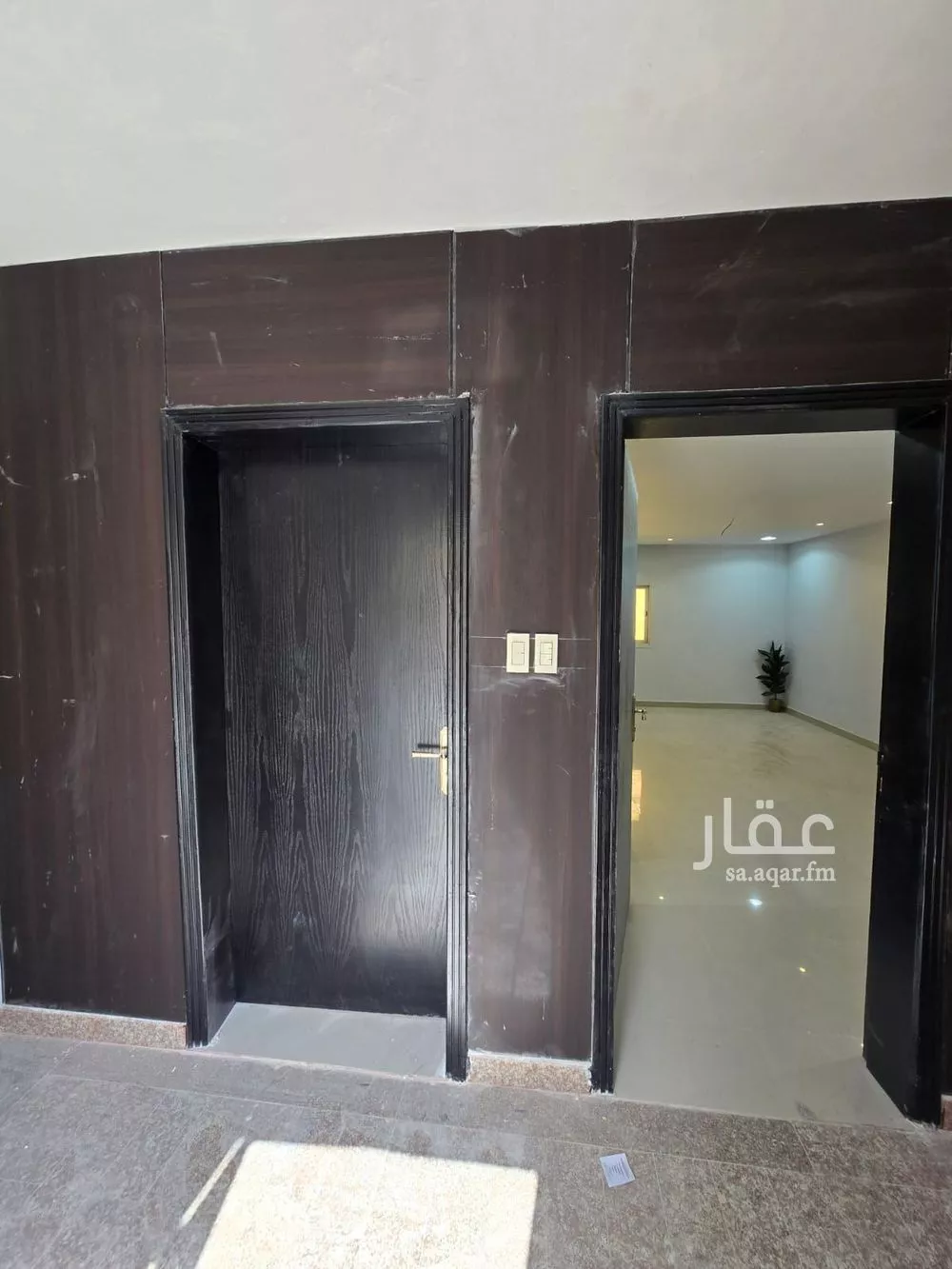 شقة 5 غرف في النور 4