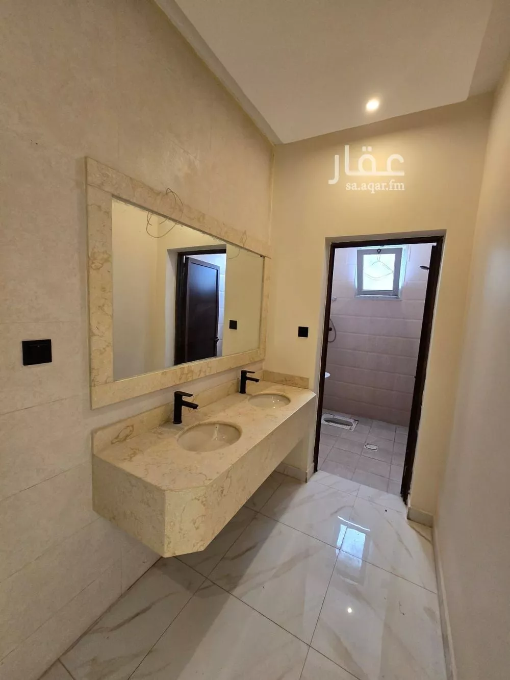 شقة 7 غرف في بدر 3