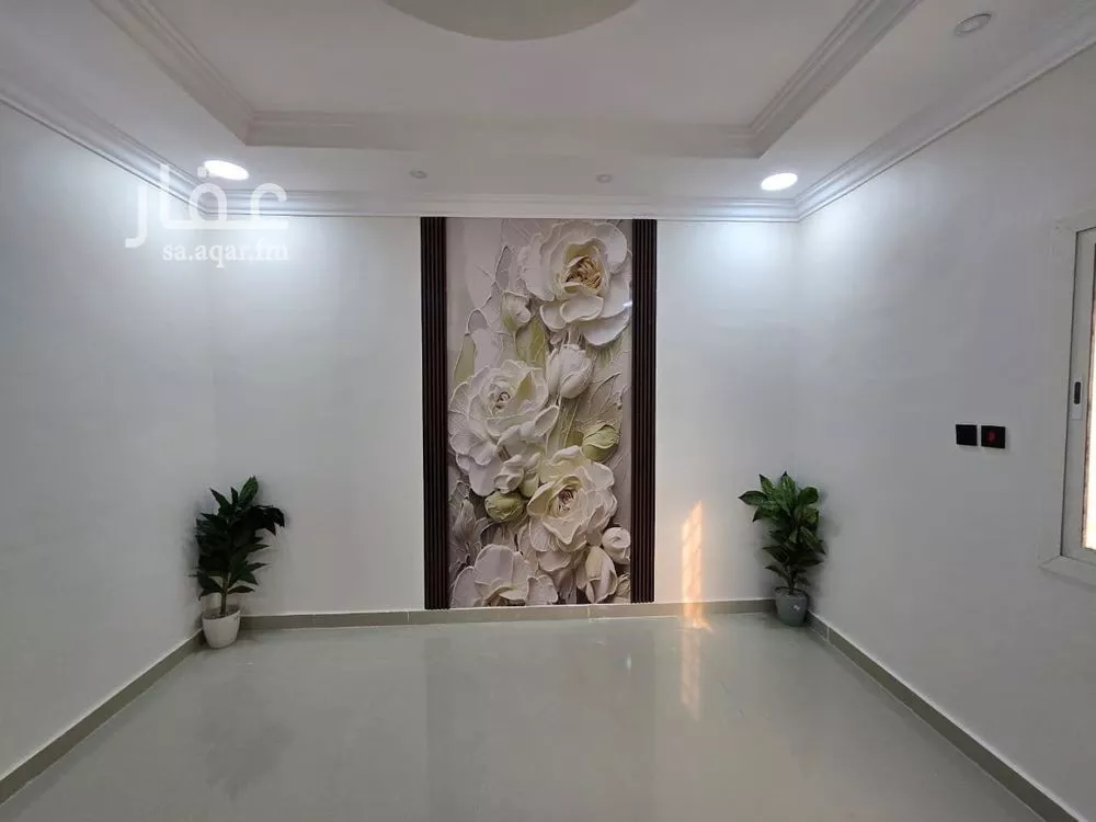 5 bedroom apartment in Dahiat King Fahd 2