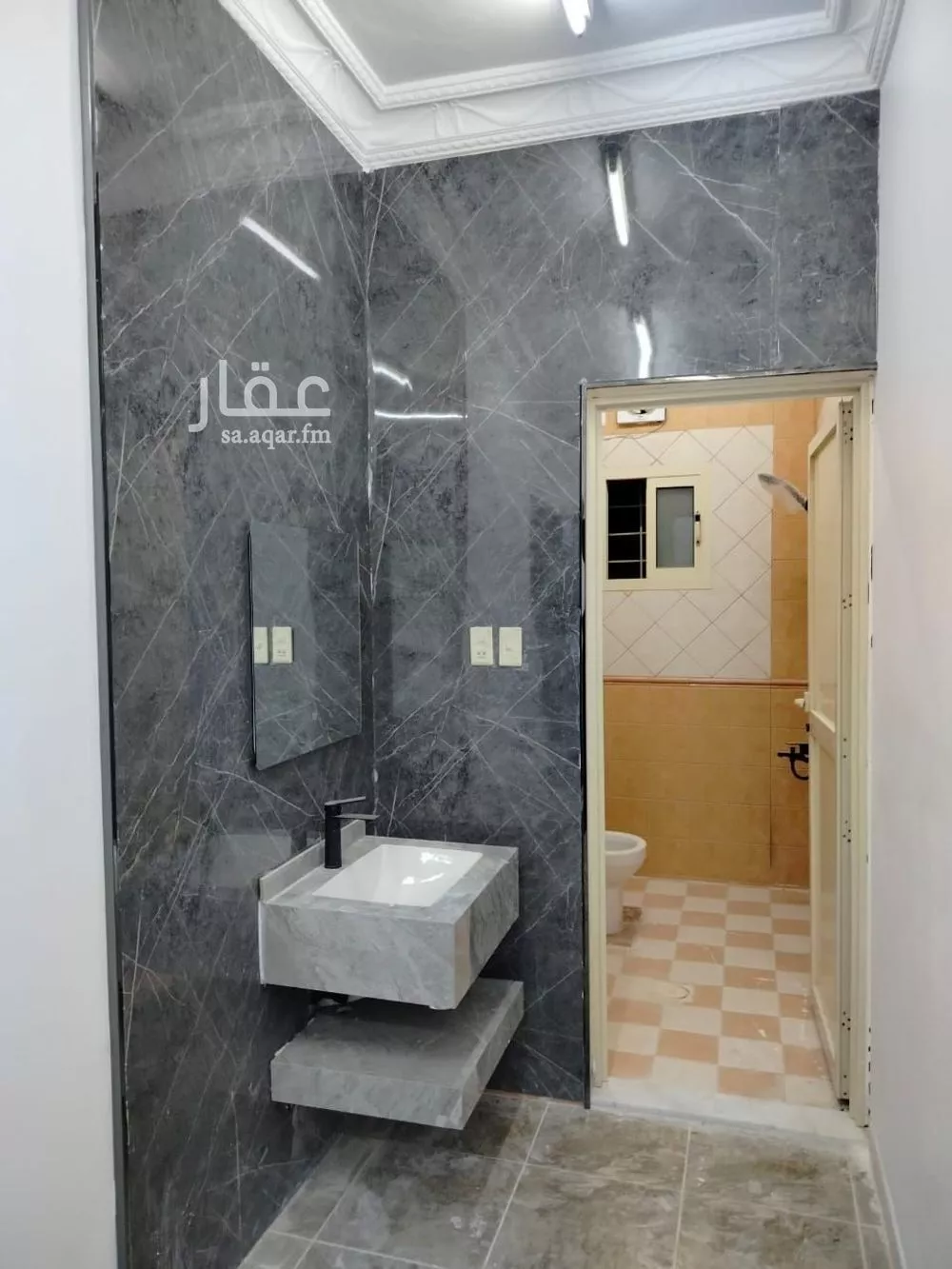 شقة 5 غرف في طيبة 4